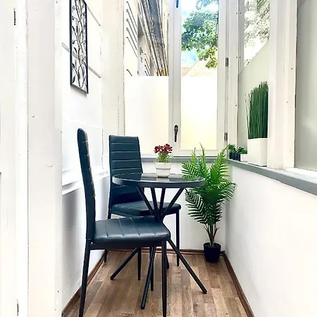 Republique Family شقة براشوف