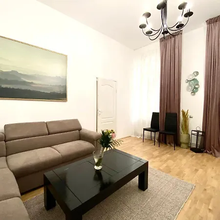 Apartman Republique Family