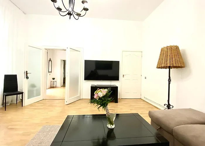 公寓 Republique Family